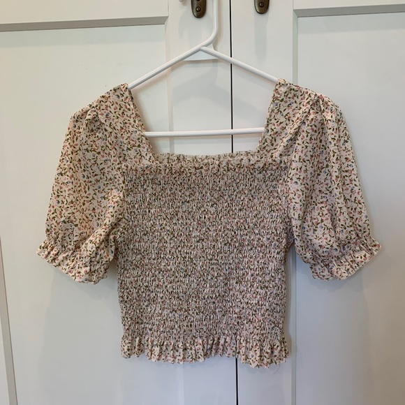 Floral Square Neck Smocked Top with Puffed Sleeves - Picture 2 of 5